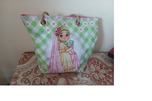 کیف جانماز دخترانه.طول ۳۰ عرض ۳۵