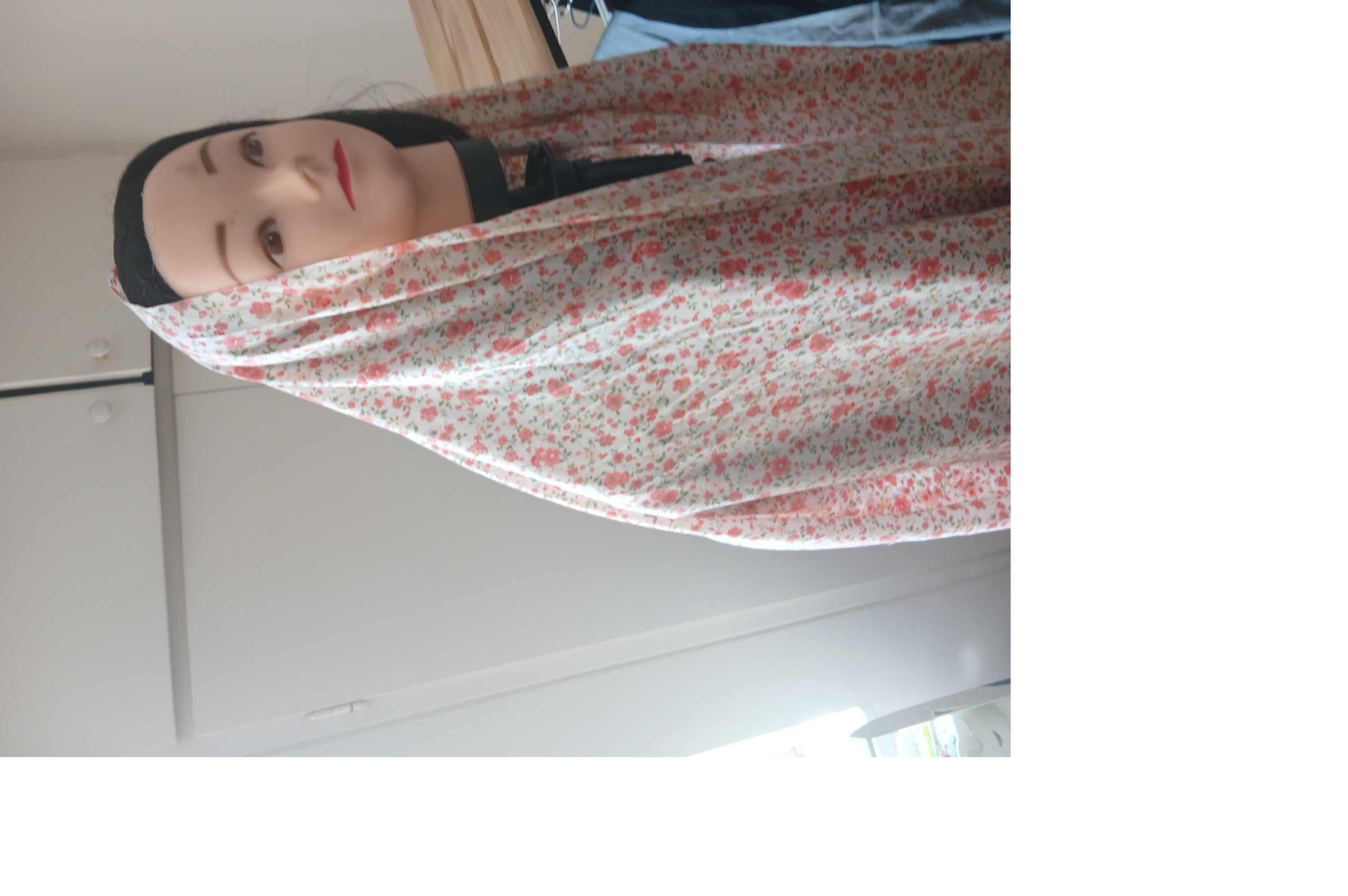 چادر نماز سنتی ایرانی.‌,جنس پارچه تترون سرمددرجه ۱