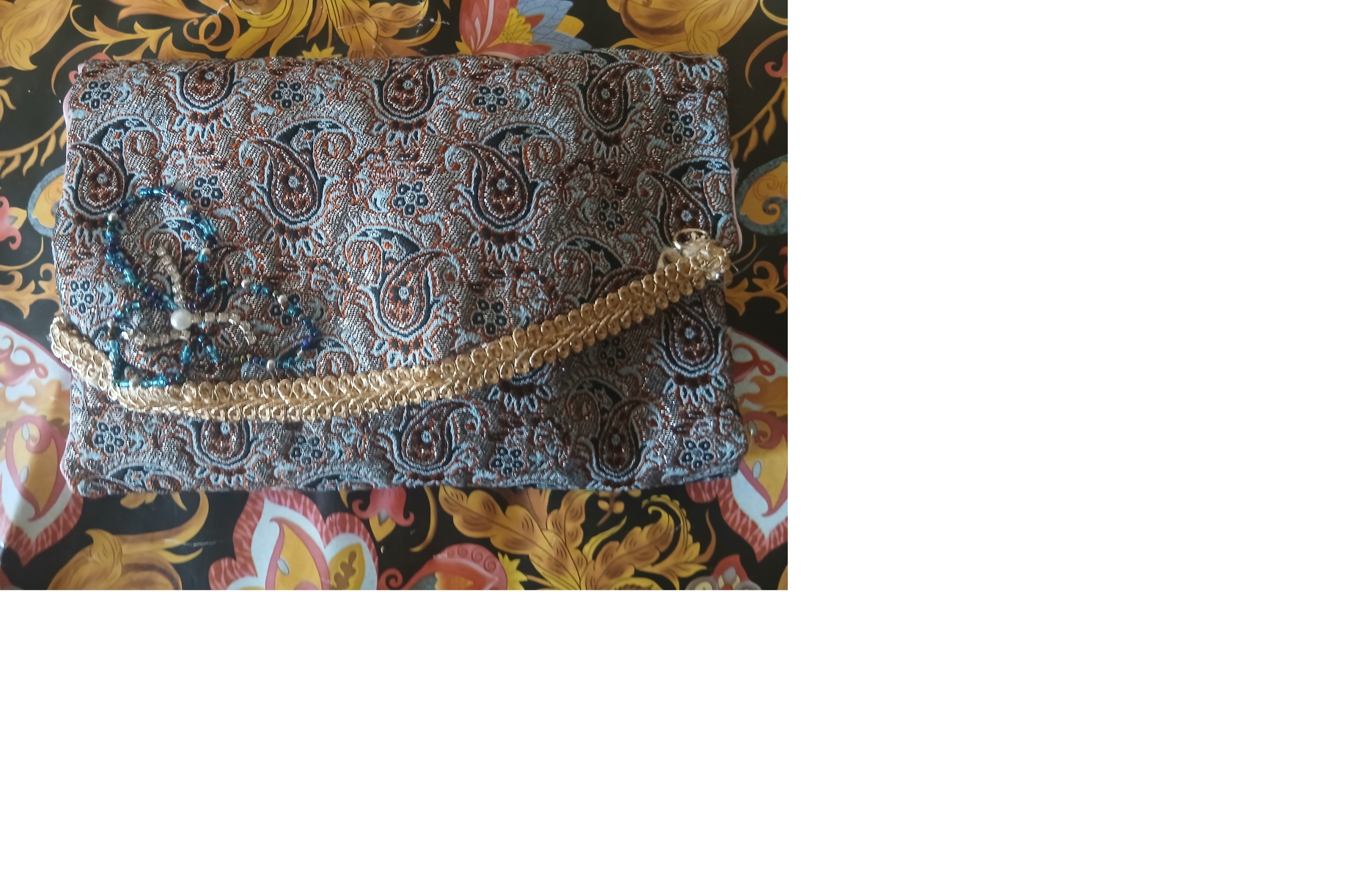 جا نماز مسافرتی ترمه سایز کیف ۲۰ در ۱۵