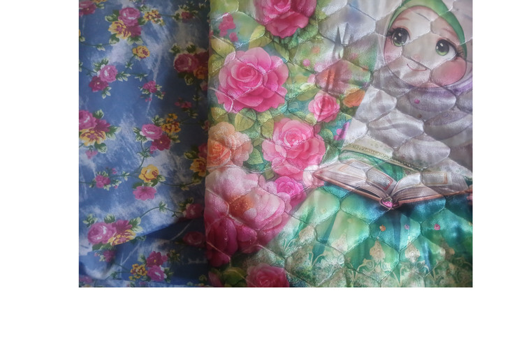 طرح ۲ چادر. ساتن کرپ ، گلدار زمینه آبی