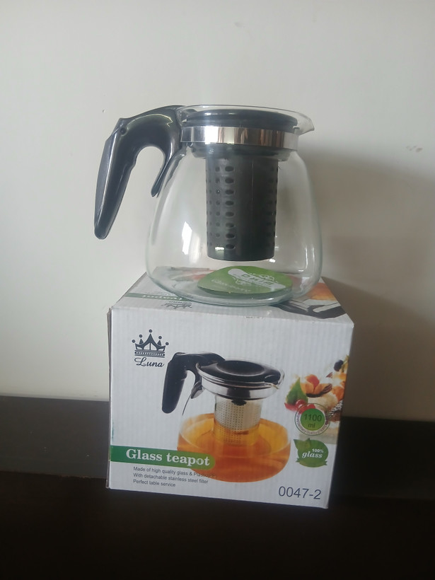 قوری پیرکس صافی دار + 50 گرم پک دمنوش برگ گردو