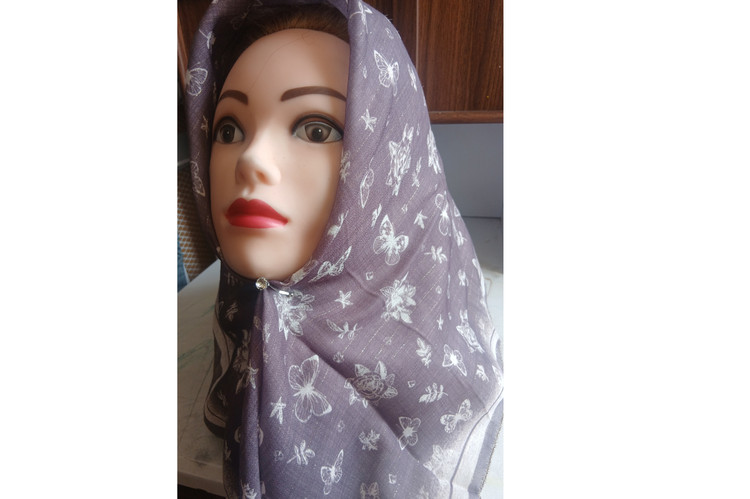 روسری دخترانه نخی سایز 70 در 70